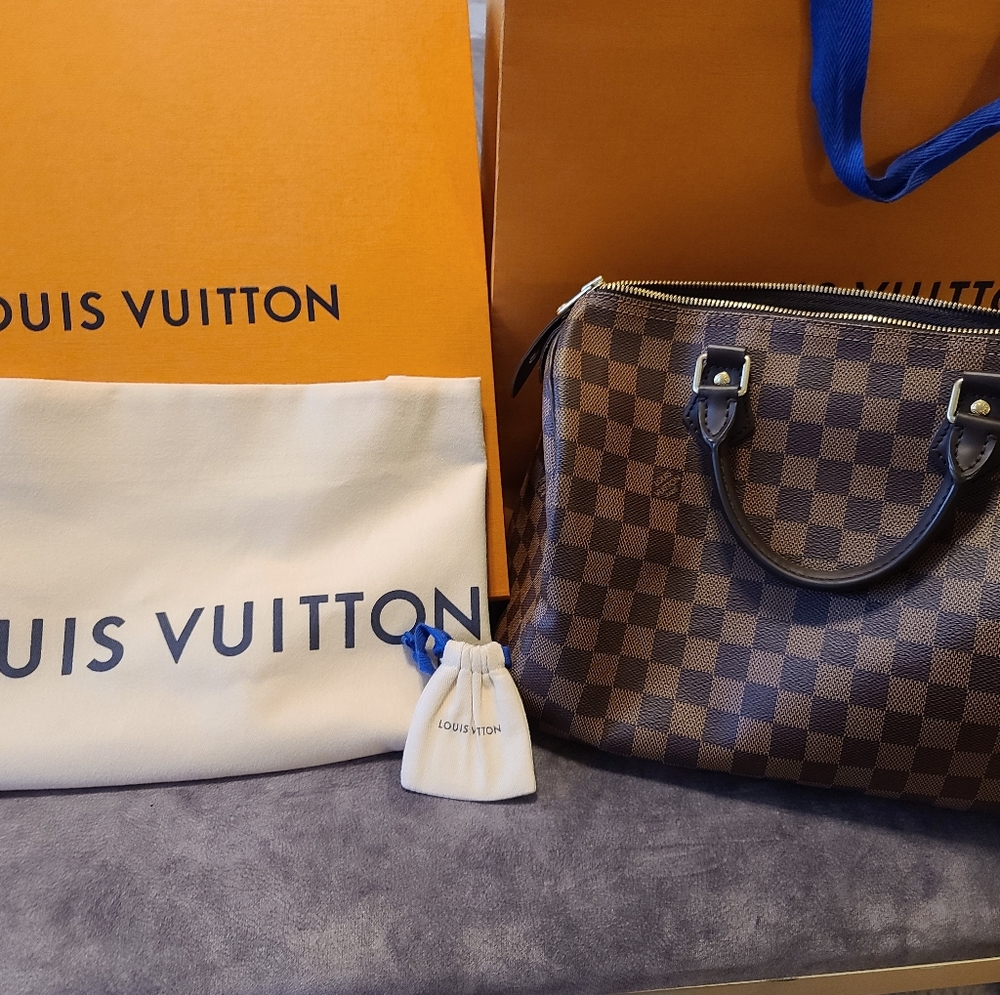 Louis Vuitton Damier Speedy 30